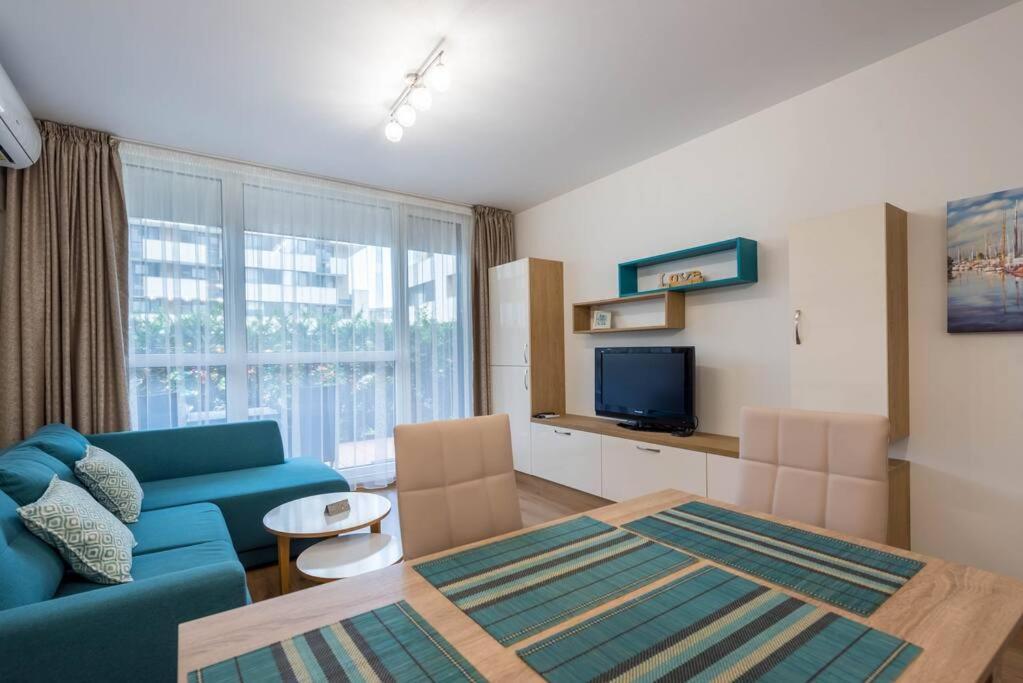 Labyrinth Apartment - Free Parking Space Included Warna Exterior foto